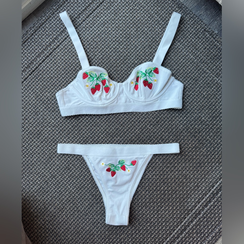 NWOT Anthropologie Adorable White Lingerie Set with Strawberry Embroidery